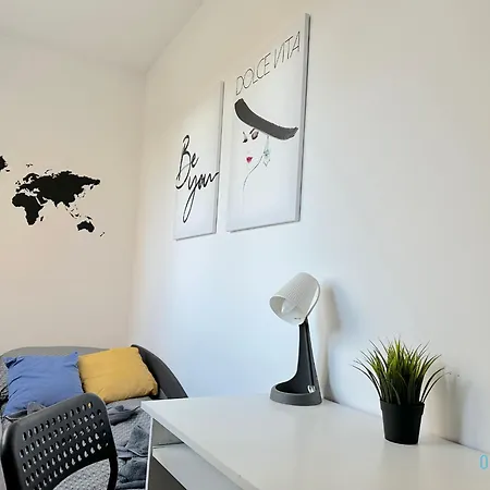 Privatunterkunft Dolce - 10 Minutes To Old Town & Seaside Danzig